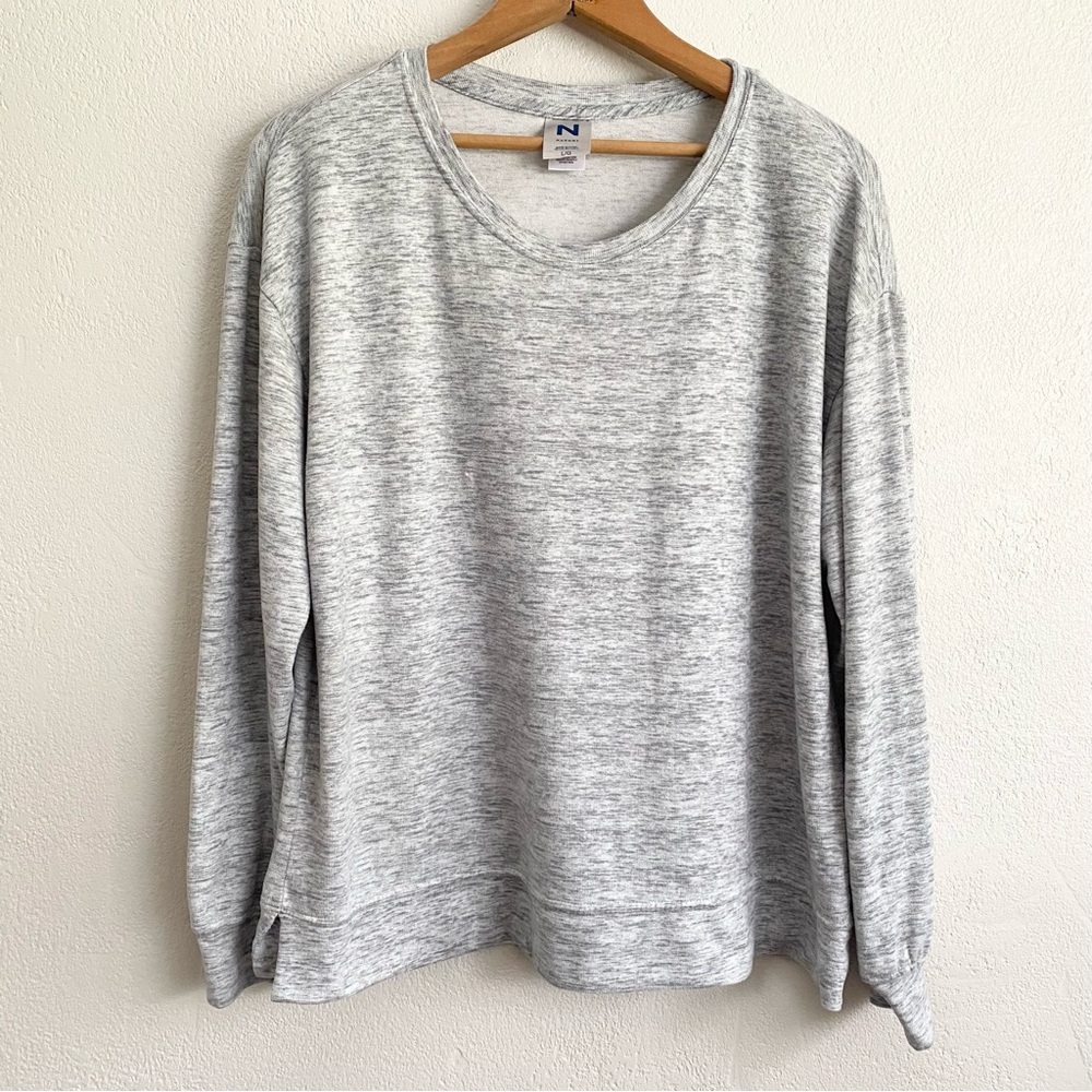 Natori Women's Long Sleeve Light Gray Lounge Top Sleepwear Size L Crew Neck